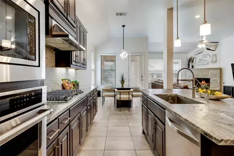22207 Cape Travis Bnd, Lago Vista, TX 78645