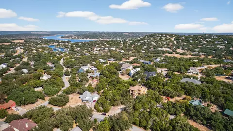 22303 Briarcliff Dr, Spicewood, TX 78669