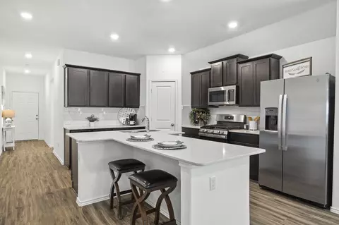 237 Escondido Cir, San Marcos, TX 78666