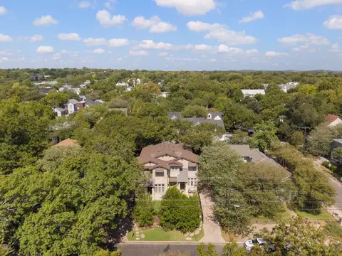 2002 Kinney Ave #A, Austin, TX 78704