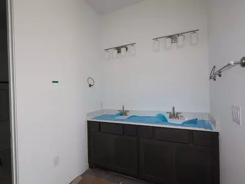 Bath - 804 Corvallis Dr, Leander, TX 78641 photo 1 of 2