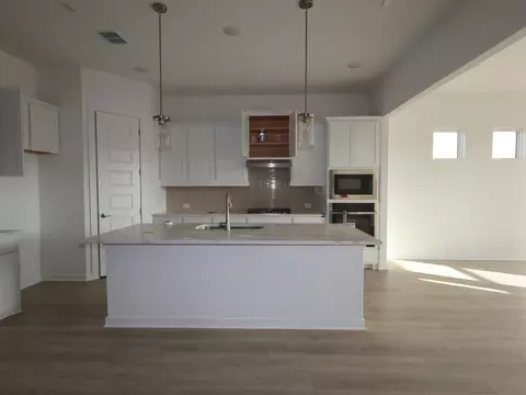Kitchen - 804 Corvallis Dr, Leander, TX 78641 photo 3 of 4