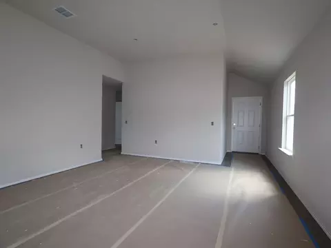 Living - 7404 Pullman Cv, Austin, TX 78747 photo 2 of 4