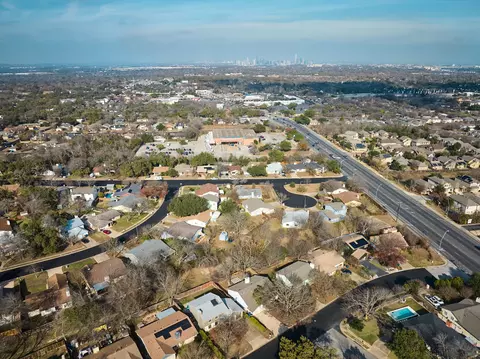 View/Area - 2008 Lear Ln, Austin, TX 78745 photo 1 of 4