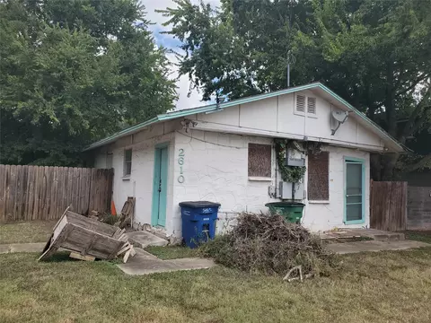 2610 Rogers Ave, Austin, TX 78722