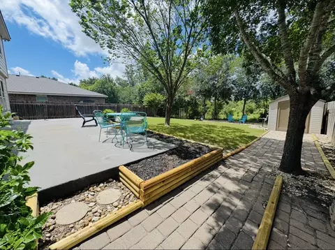 Exterior - 17821 Floribundas, Elgin, TX 78621 photo 6 of 10