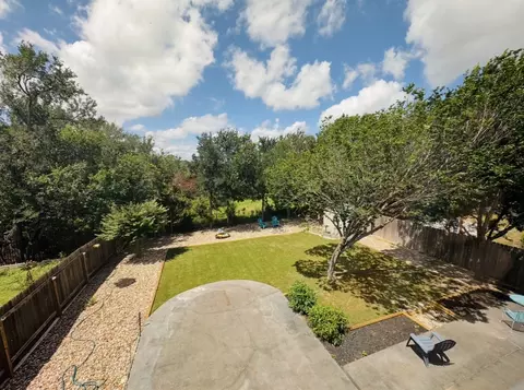 Exterior - 17821 Floribundas, Elgin, TX 78621 photo 5 of 10