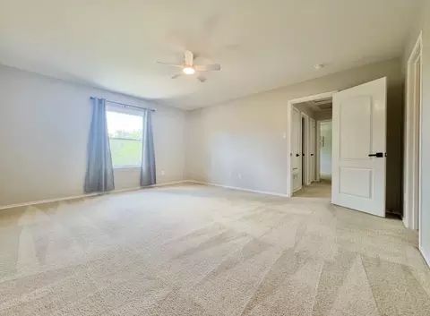 Bedroom - 17821 Floribundas, Elgin, TX 78621 photo 3 of 4