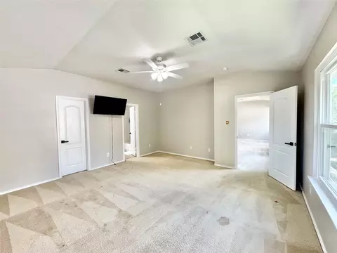 Bedroom - 17821 Floribundas, Elgin, TX 78621 photo 2 of 4