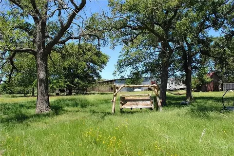 21741 E Interstate 10, Luling, TX 78648 photo 3