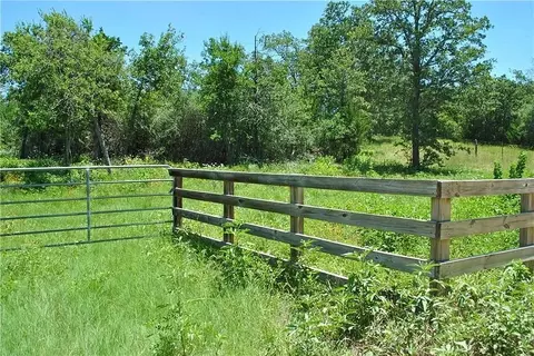 21741 E Interstate 10, Luling, TX 78648 photo 8