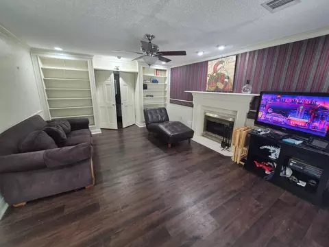 Living - 1601 E Messick Loop, Round Rock, TX 78681 photo 1 of 2