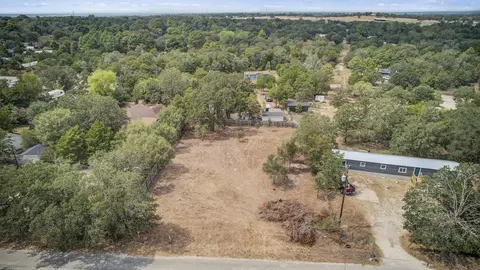 000 Long Shadow Dr, Bastrop, TX 78602 photo 8