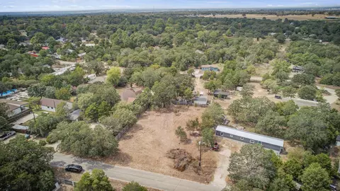 000 Long Shadow Dr, Bastrop, TX 78602 photo 9