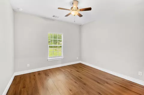 Bedroom - 104 Bill St, Elgin, TX 78621 photo 4 of 6