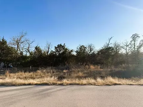 182 Brentwood Dr, Cedar Creek, TX 78612