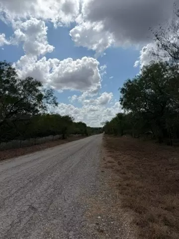 1000 Baker Ranch Rd, Luling, TX 78648 photo 13