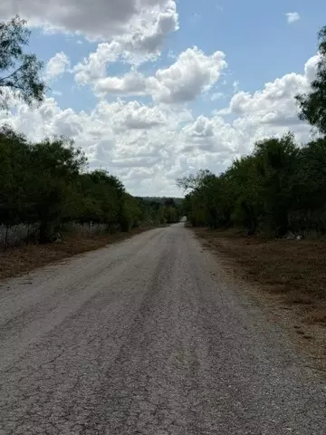 1000 Baker Ranch Rd, Luling, TX 78648 photo 15