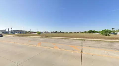7151 Williams Dr, Corpus Christi, TX 78412