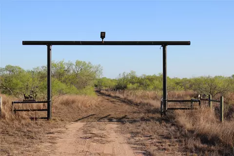 Cr 313 Cr 313, Encino, TX 78353