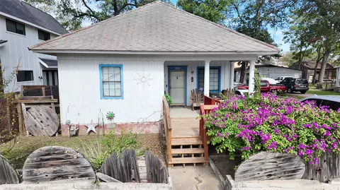 906 E 2nd St, Austin, TX 78702