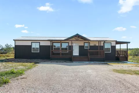 141 Beckham Dr, Dale, TX 78616