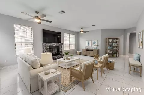 329 Island Oak Dr, Austin, TX 78748
