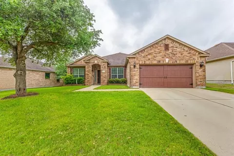 329 Island Oak Dr, Austin, TX 78748