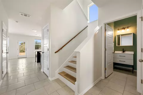 Entry Way - 104 Cates Cv, Elgin, TX 78621 photo 3 of 5