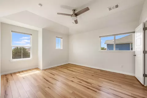 Bedroom - 104 Cates Cv, Elgin, TX 78621 photo 1 of 3