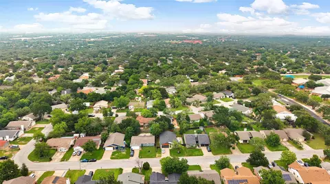 View/Area - 3810 Leafield Dr, Austin, TX 78749 photo 1 of 2