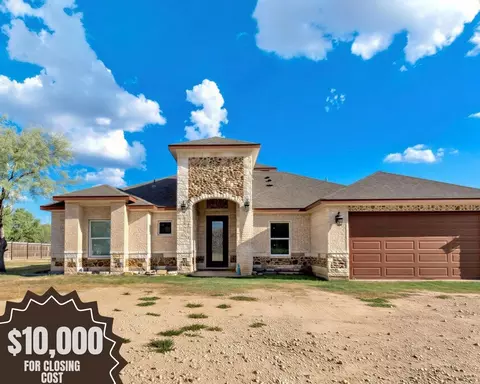 199 Mcdonald Ln W, Cedar Creek, TX 78612