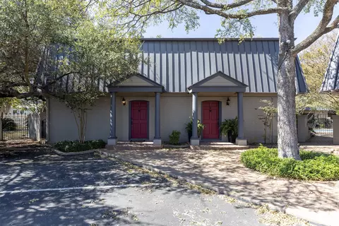 2500 Steck Ave #5, Austin, TX 78757
