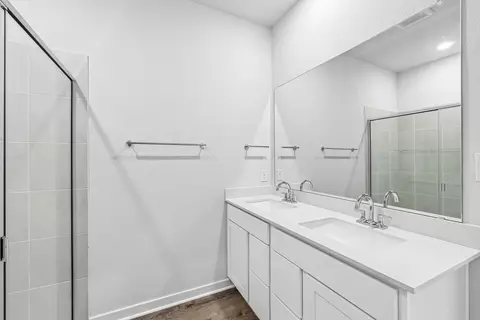 Bath - 164 Two Bits Ln, Elgin, TX 78621 photo 1 of 2