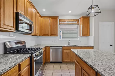 Kitchen - 5881 Fergus, Kyle, TX 78640 photo 2 of 5
