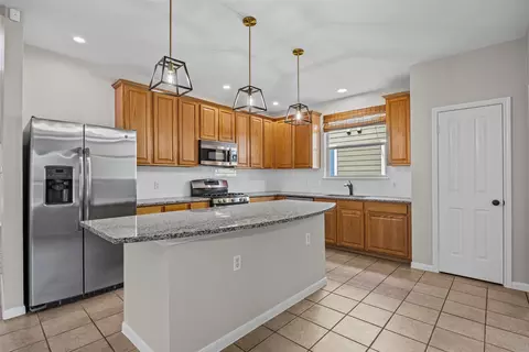 Kitchen - 5881 Fergus, Kyle, TX 78640 photo 5 of 5
