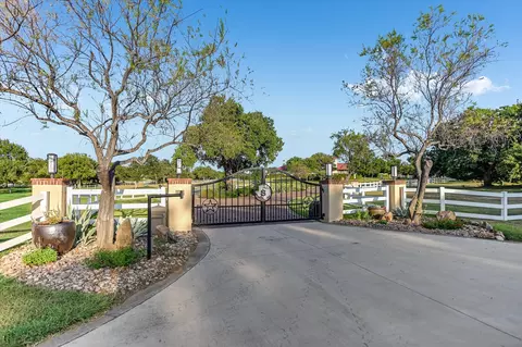 409 Haney Trce, Horseshoe Bay, TX 78657