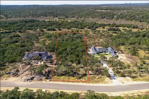 1962 Paradise Pkwy, Canyon Lake, TX 78133
