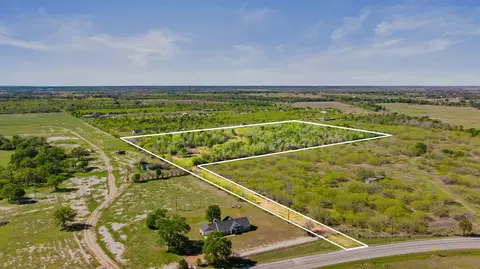 8530 Fm 153, La Grange, TX 78945