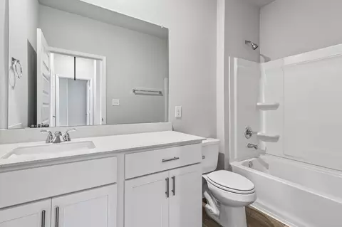 Bath - 108 Bountiful Ln, Elgin, TX 78621 photo 3 of 3