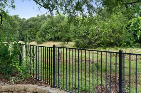 105 Goose Island Dr, Georgetown, TX 78633