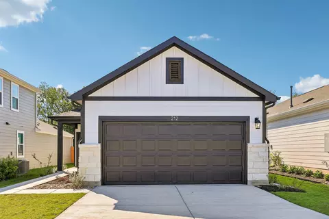 Exterior - 212 Bendecido Loop, Elgin, TX 78621 photo 2 of 9