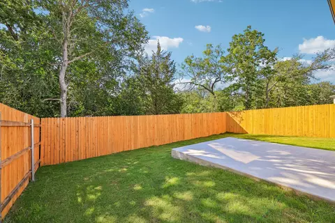 Exterior - 212 Bendecido Loop, Elgin, TX 78621 photo 6 of 9