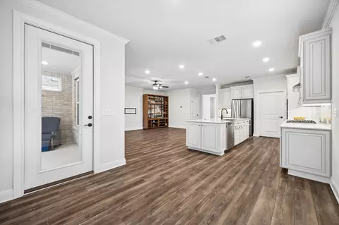 Entry Way - 306 Kitty Hawk Rd, Georgetown, TX 78633 photo 2 of 6