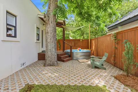 Exterior - 2519 E 4th St #2, Austin, TX 78702 photo 3 of 5