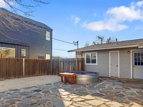 4805 Richmond Ave #B, Austin, TX 78745