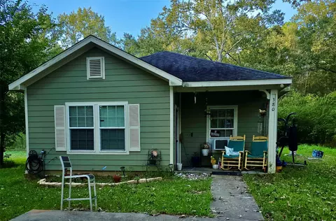 380 SW Dove Creek Dr, Coldspring, TX 77331