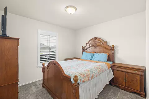 Bedroom - 188 Beth Ann Loop, Taylor, TX 76574 photo 2 of 4