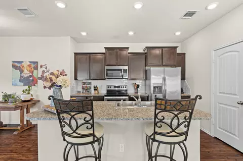Kitchen - 188 Beth Ann Loop, Taylor, TX 76574 photo 2 of 4