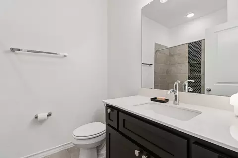 Bath - 101 Wolf Ridge Rd, Georgetown, TX 78628 photo 7 of 7